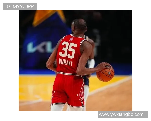 杜兰特：我被包夹后球传导起来能让队友打得更放松