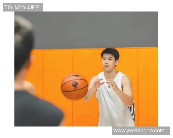 媒体人：如果林葳能在NCAA磨练3年 肯定能成为国家队最需要的后卫